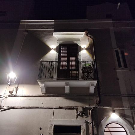 Dimora Storica Alla Rotonda Mottola Esterno foto