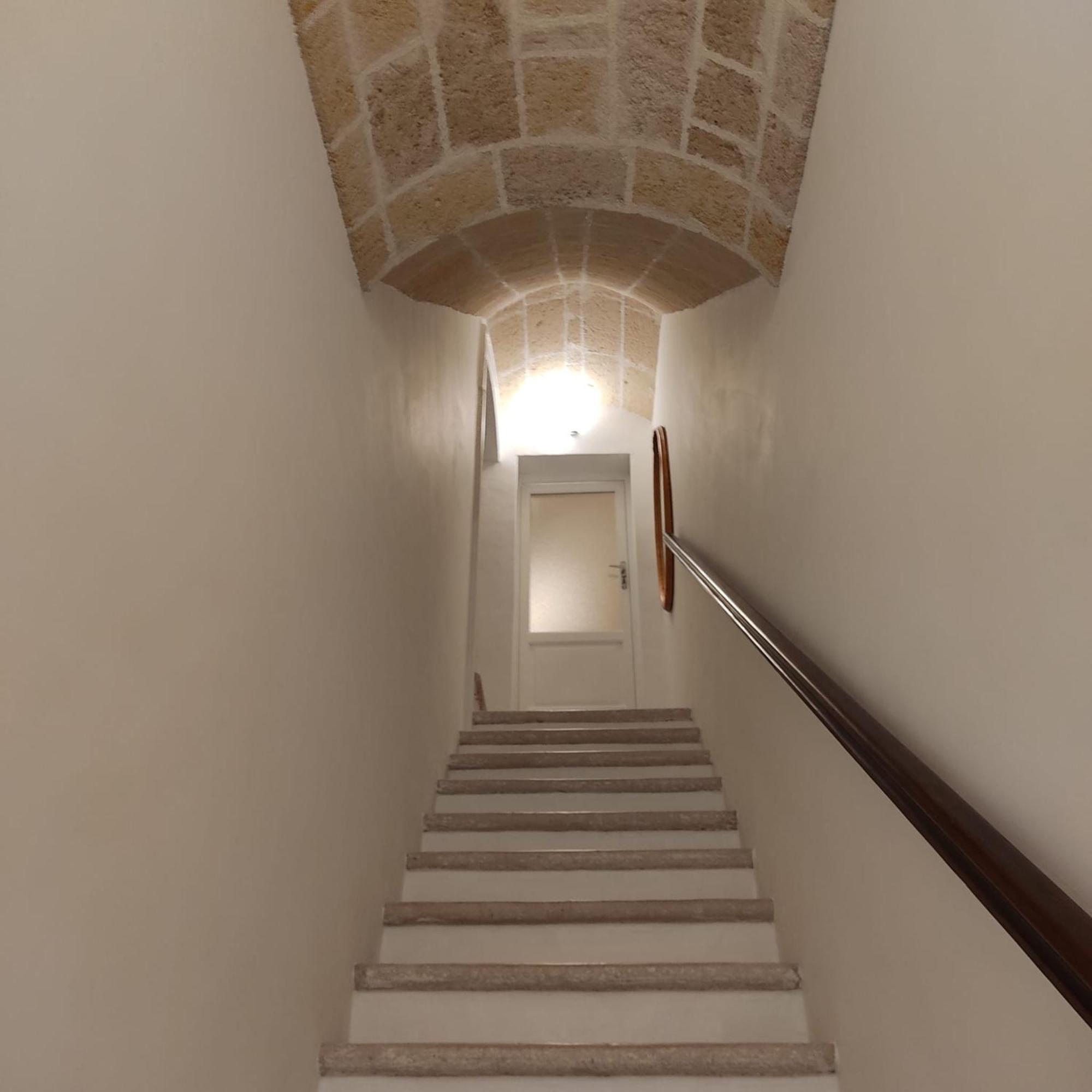 Dimora Storica Alla Rotonda Mottola Esterno foto